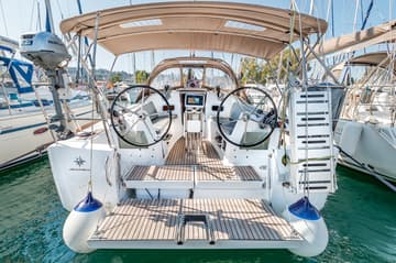 Sailboat Pelti charter rental in Greece | Yacht4Less