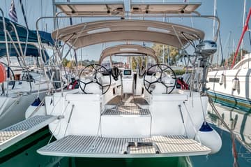 Sailboat Lionheart charter rental in Greece | Yacht4Less