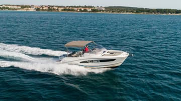 Motorboat Cap Camarat 9,0 WA available for yacht charter in Croatia | Yacht4Less