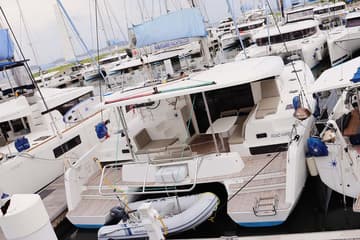Best Price for a Catamaran Lili rental in BVI | Yacht4Less