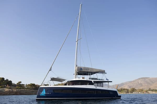 Exterior profile of Bali 5.8 sailing catamaran underway on open water
